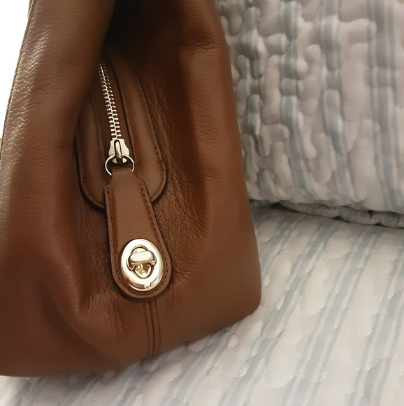 Coach EDIE Hobo Bag - Picture 3 of 10